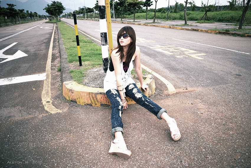 http://i.dcview.tw/gallery/201006/5a2e861d498a78b63ec8bd3a59d48e41.jpg