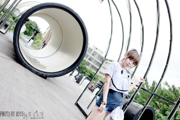 http://i.dcview.tw/gallery/201006/75580b758130a15f5dc7e3ee3a1e7f1c.jpg