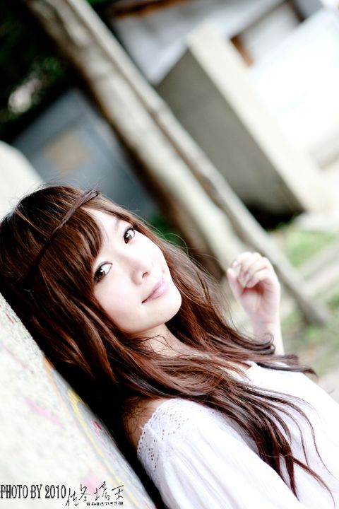 http://i.dcview.tw/gallery/201006/78006275cb672a4c4886f7e228850924.jpg