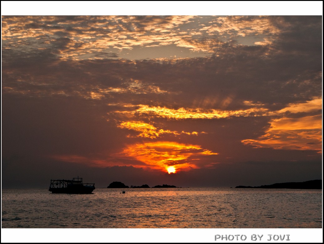 http://i.dcview.tw/gallery/201007/105b3ab1c9b80a58881ecf275e982538.jpg