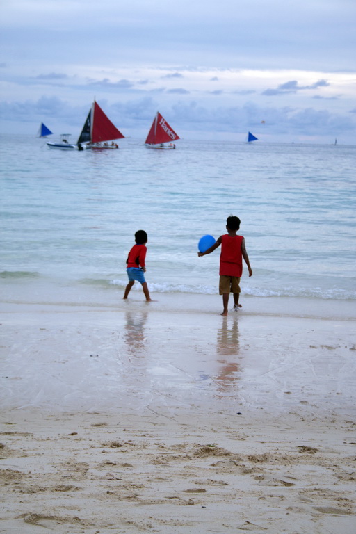 http://i.dcview.tw/gallery/201007/11fbc3874c5adf1360b0dac15c0fbd4e.jpg