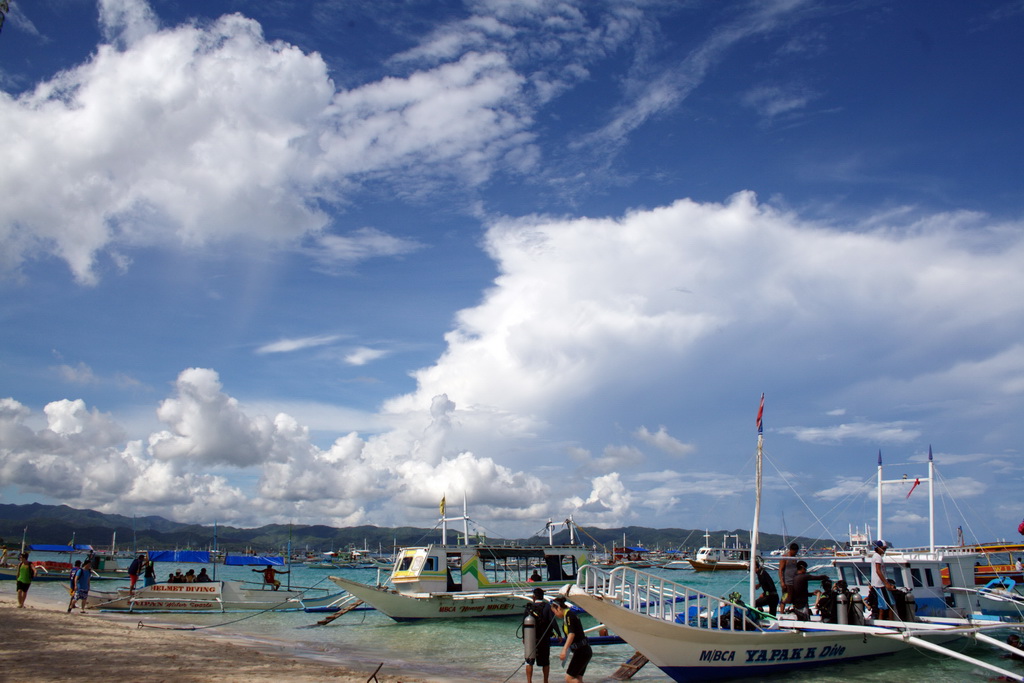 http://i.dcview.tw/gallery/201007/19858d699414fb1055917d108d39b3a1.jpg