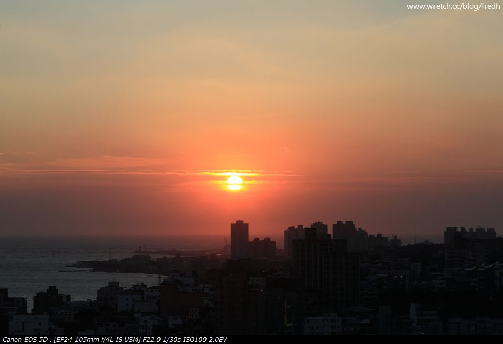 http://i.dcview.tw/gallery/201007/2f30704e6311a15e191d6a0e7e969340.jpg