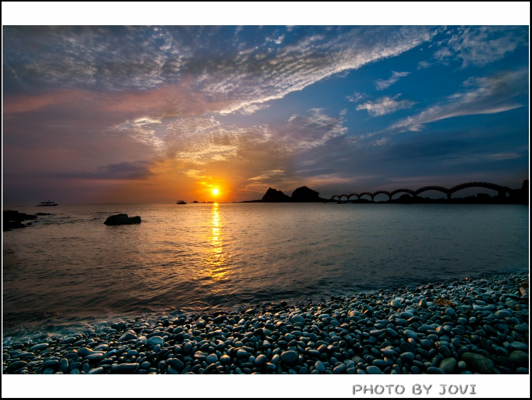 http://i.dcview.tw/gallery/201007/3cf9d436fc26e48aaa8a17c400934d26.jpg