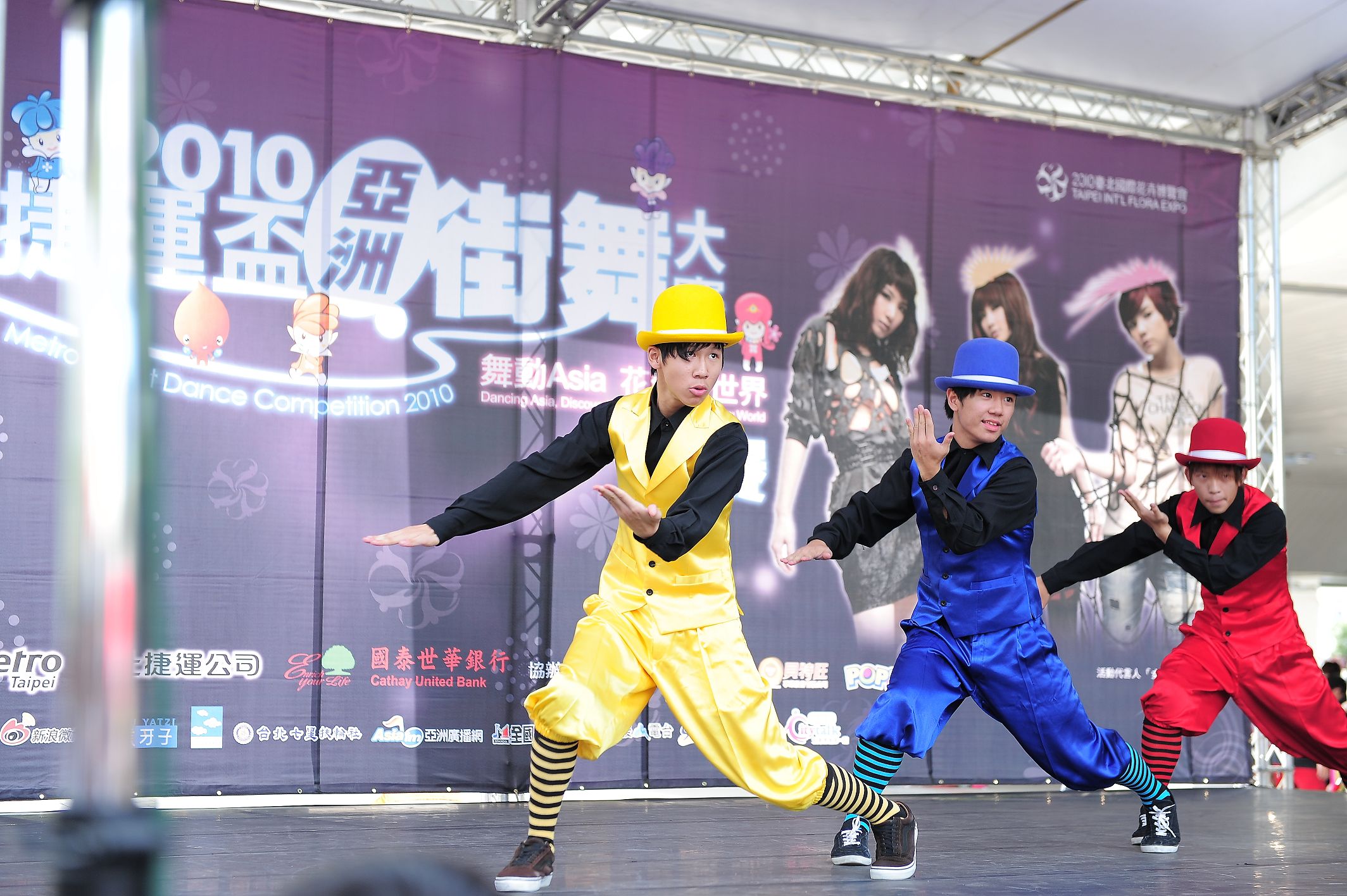 http://i.dcview.tw/gallery/201007/801f47bdc6fb566be01328e08d74ab0a.jpg