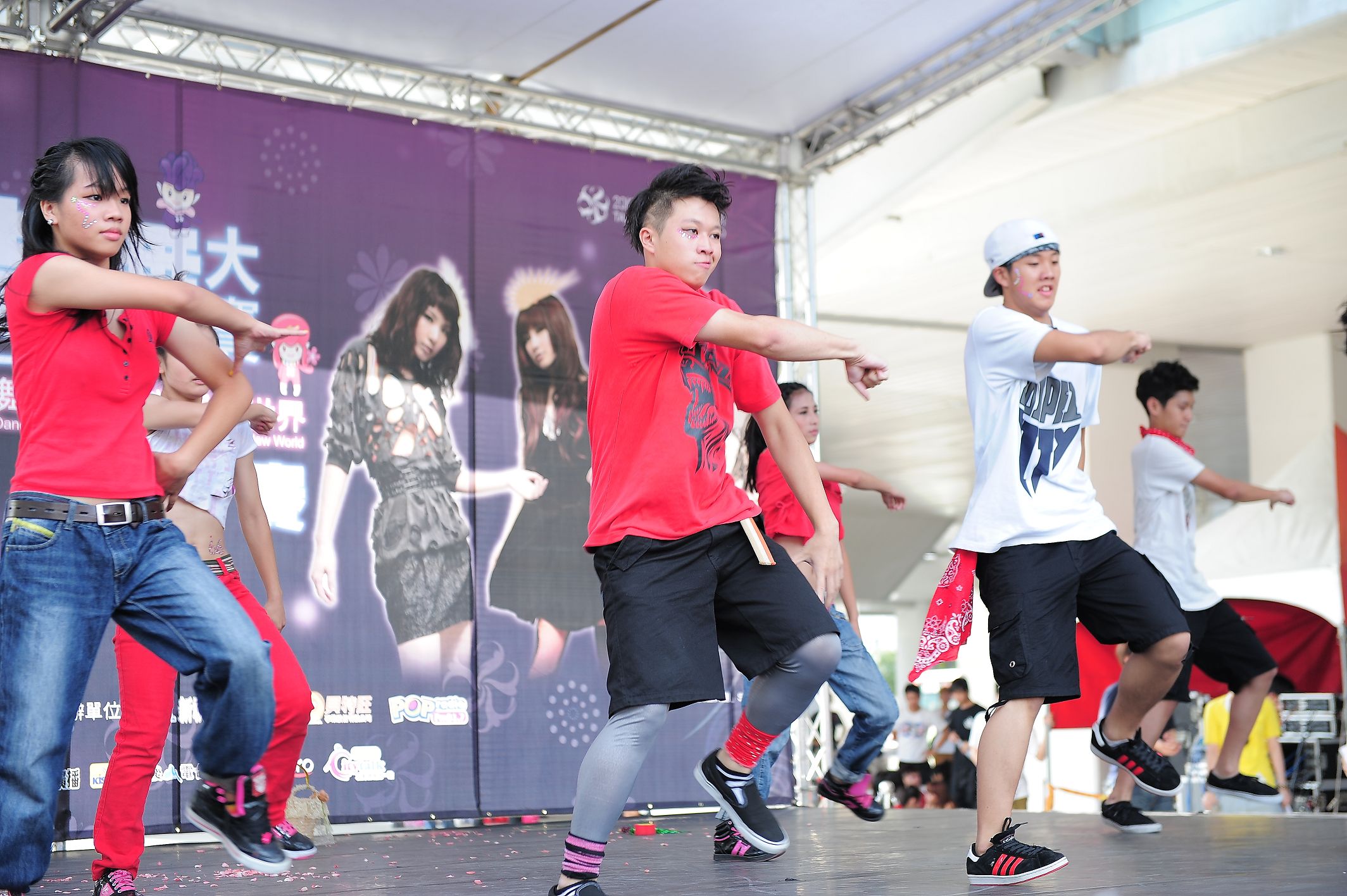 http://i.dcview.tw/gallery/201007/ab46ad87621b7dfa1a84c0411bef0ee9.jpg