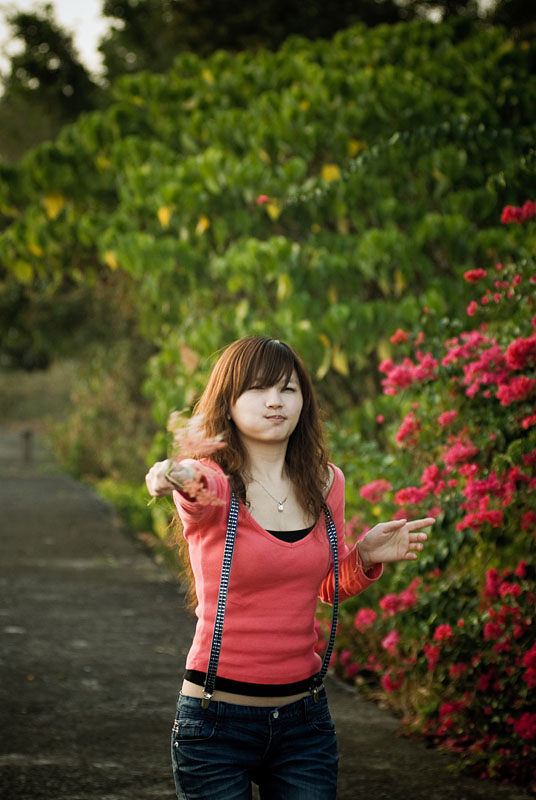 http://i.dcview.tw/gallery/201007/ca9b36d023f2cc6b53e2d2f32a7ad3df.jpg