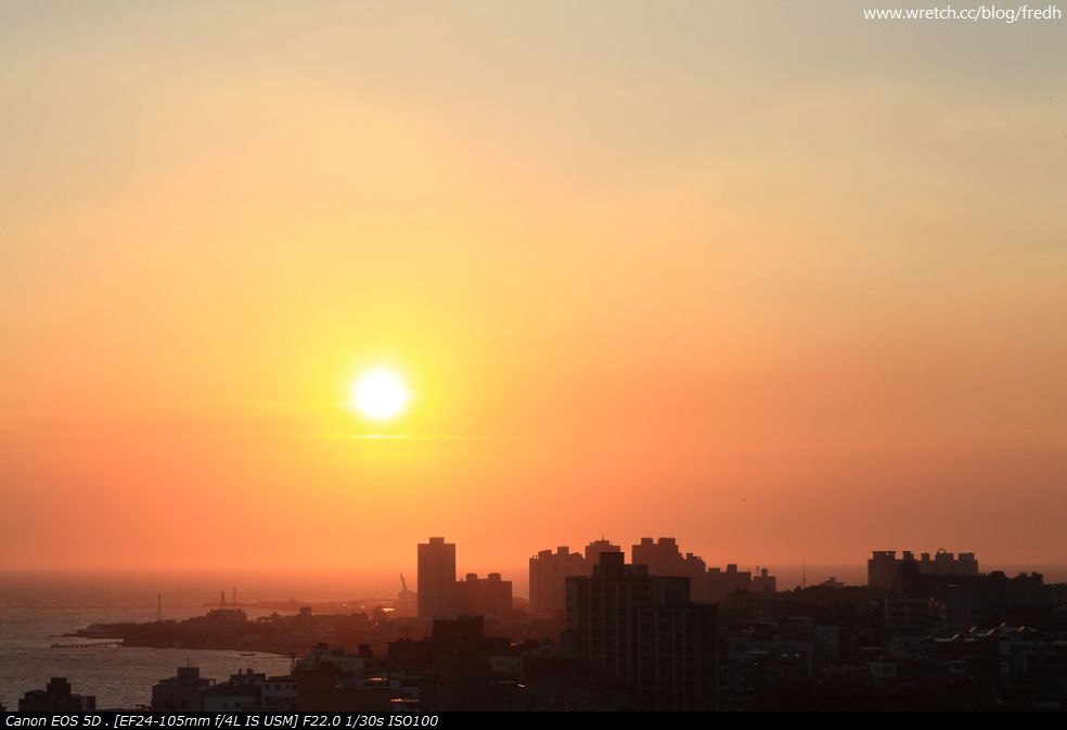 http://i.dcview.tw/gallery/201007/d3e13f95fd9c8bbf9c2d3bc060860ee3.jpg