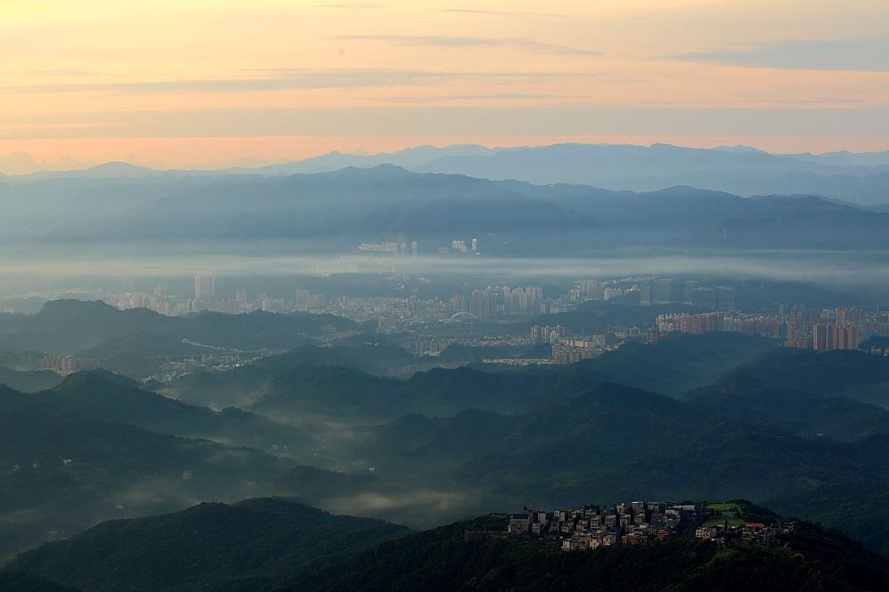 http://i.dcview.tw/gallery/201007/d7649a9b8dbc38097624ddeae9a2ef4d.jpg