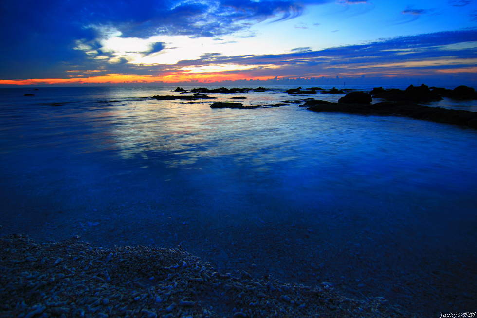 http://i.dcview.tw/gallery/201007/d816aeb919e149e9e7b82a79dee949d8.jpg