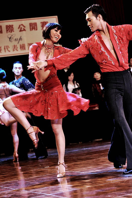 http://i.dcview.tw/gallery/201007/e3b727b1f3e637aa91db665b74ef67cc.jpg