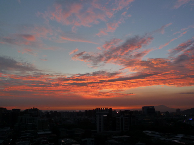 http://i.dcview.tw/gallery/201008/271ec45dd1c7d9d27a6f8db768354db6.jpg
