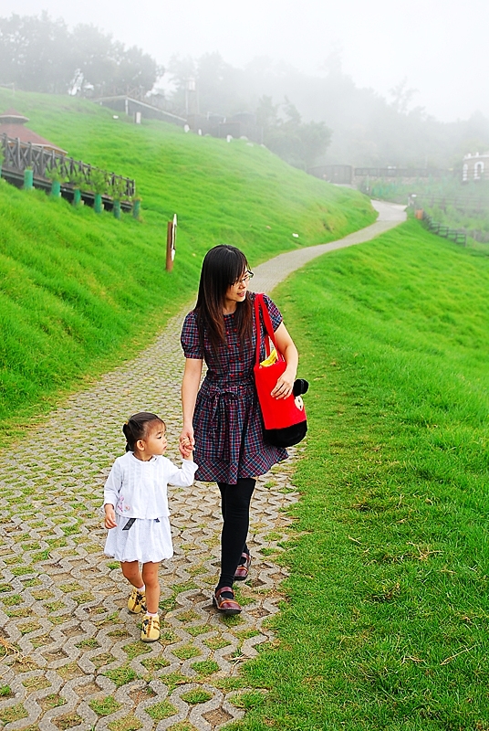 http://i.dcview.tw/gallery/201008/620deb80d4a4b7ae05594dd91d960669.jpg
