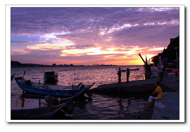 http://i.dcview.tw/gallery/201008/7465f911f3a0b62312c11d1d2571a10d.jpg