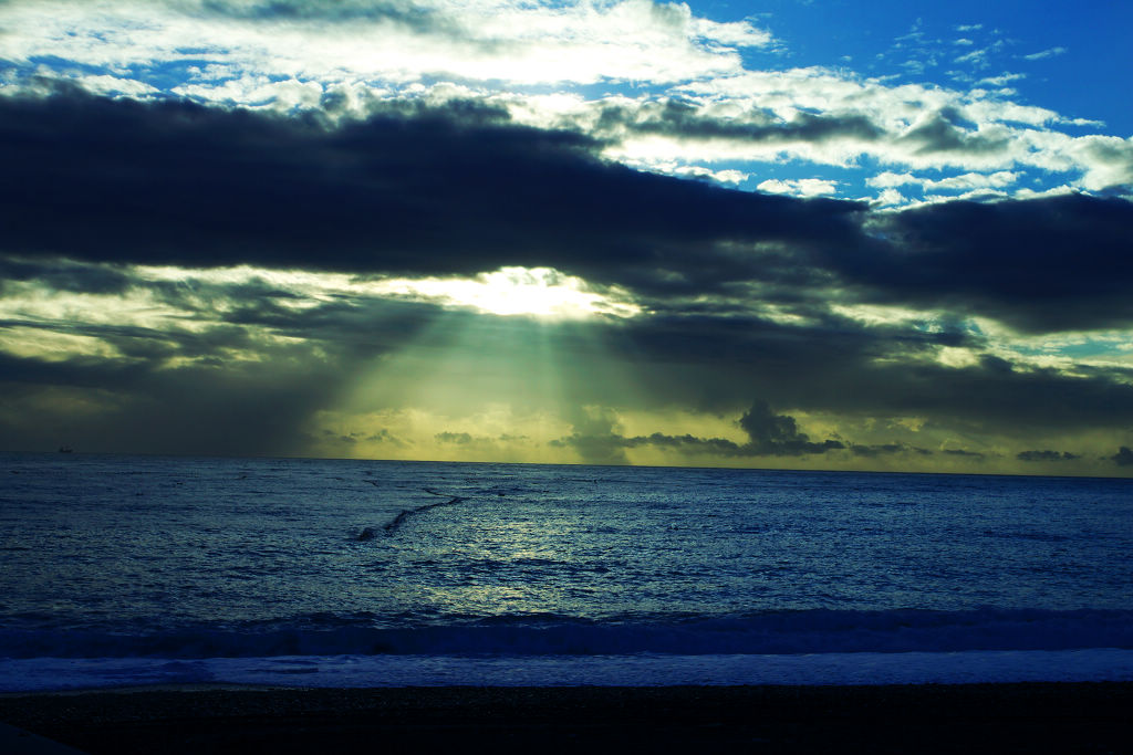 http://i.dcview.tw/gallery/201008/945a1ef5373a5b22f5842d9a410ef7f8.jpg
