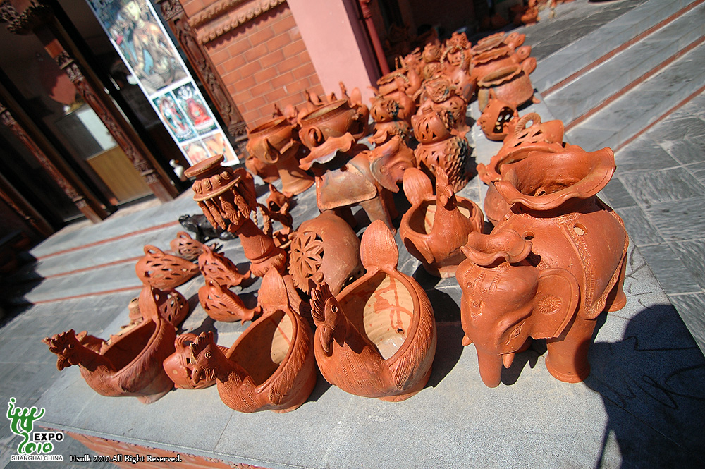 http://i.dcview.tw/gallery/201008/abd8c4ef8d98ececa556c0c6784adcee.jpg