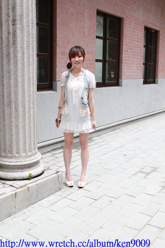 http://i.dcview.tw/gallery/201008/bcaf39f0241de0a615ccafc6066d37db.jpg