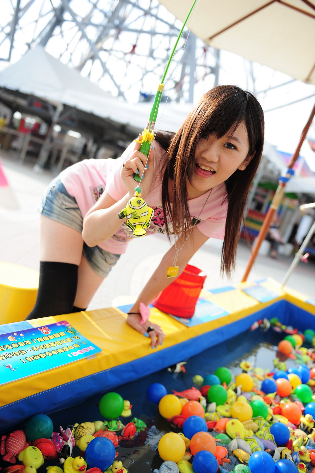 http://i.dcview.tw/gallery/201008/c6327a02f81fc4aae40a73275a8b1d7c.jpg