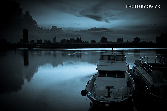 http://i.dcview.tw/gallery/201008/c8a3b167495a824f488f8821b87b9381.jpg