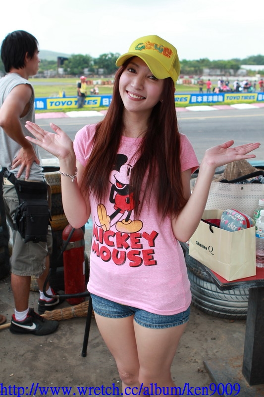 http://i.dcview.tw/gallery/201008/ec7c6b52604dc48e1459f91743189c9c.jpg
