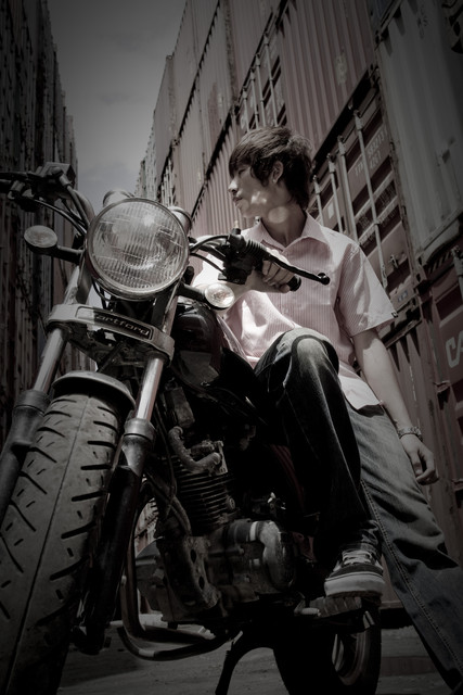 http://i.dcview.tw/gallery/201009/40349f2acd34bb32b25519d9181ab147.jpg