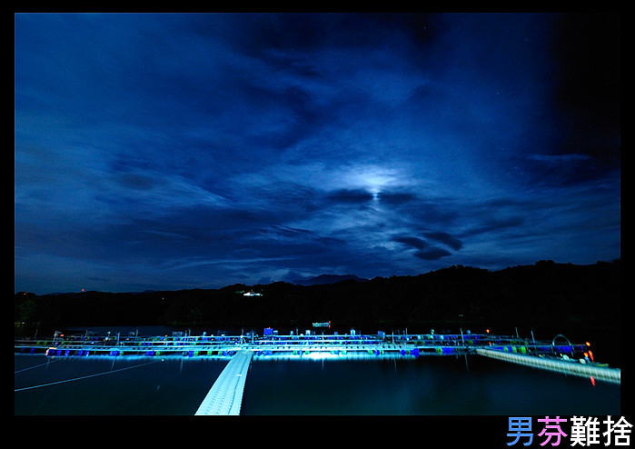 http://i.dcview.tw/gallery/201009/4bd25bc5de9923fc2ee44b3a3ce9ea26.jpg
