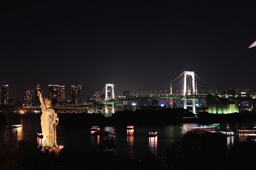 http://i.dcview.tw/gallery/201009/59d25bc419c8e9fb82c7c25b63bd41bd.jpg