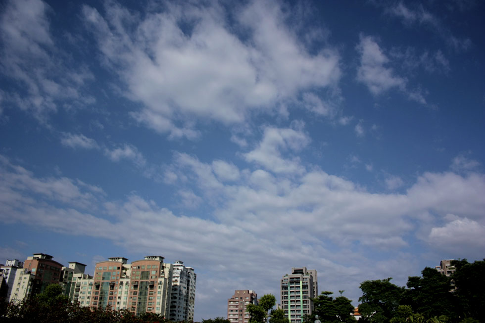 http://i.dcview.tw/gallery/201009/836f83d0f7239d1018a057ffff62ff06.jpg
