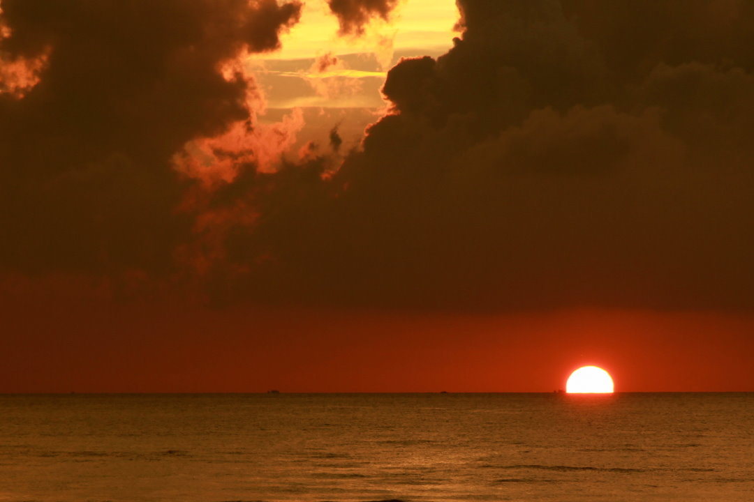 http://i.dcview.tw/gallery/201009/9f3eca9b65b53f143c47d451ed8a0e6d.jpg