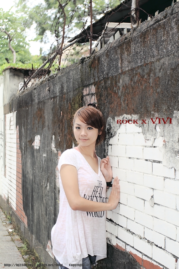 http://i.dcview.tw/gallery/201009/ae13cc5820f393ec84bb0e4f5dbb3913.jpg