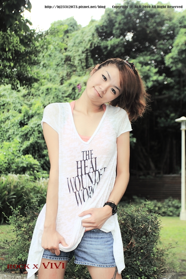 http://i.dcview.tw/gallery/201009/b12a299022af23fa49f97f7c6c51951c.jpg