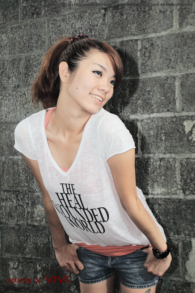 http://i.dcview.tw/gallery/201009/bf23bfa51f8928f74ab0c7abce3b9215.jpg