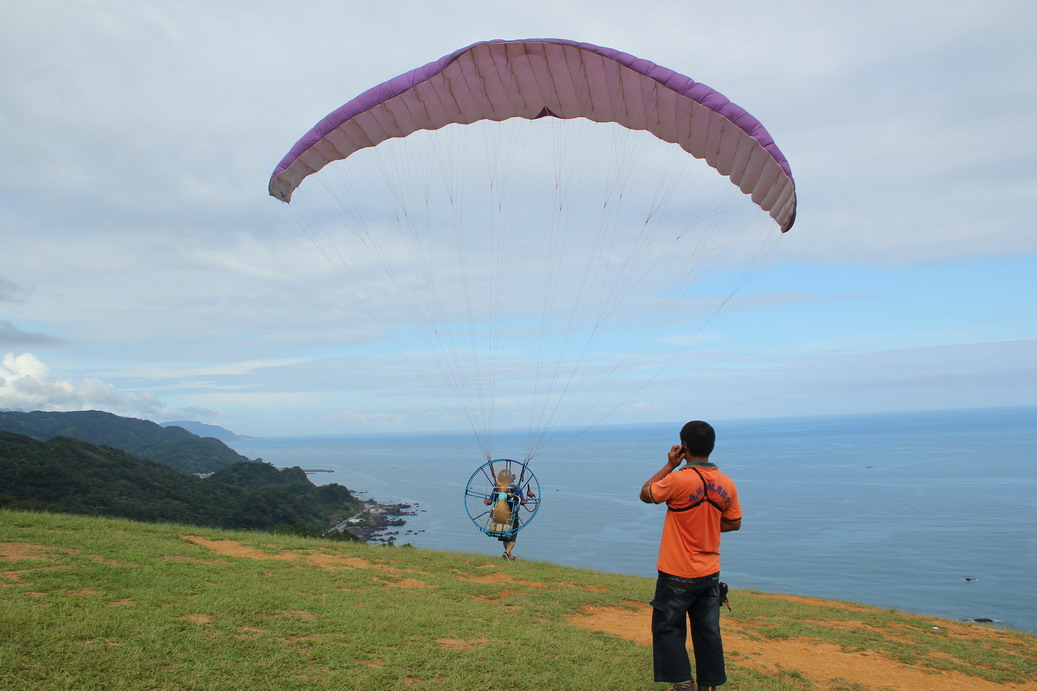 http://i.dcview.tw/gallery/201009/f11bae27217d444adf0e123ba0c4d649.jpg