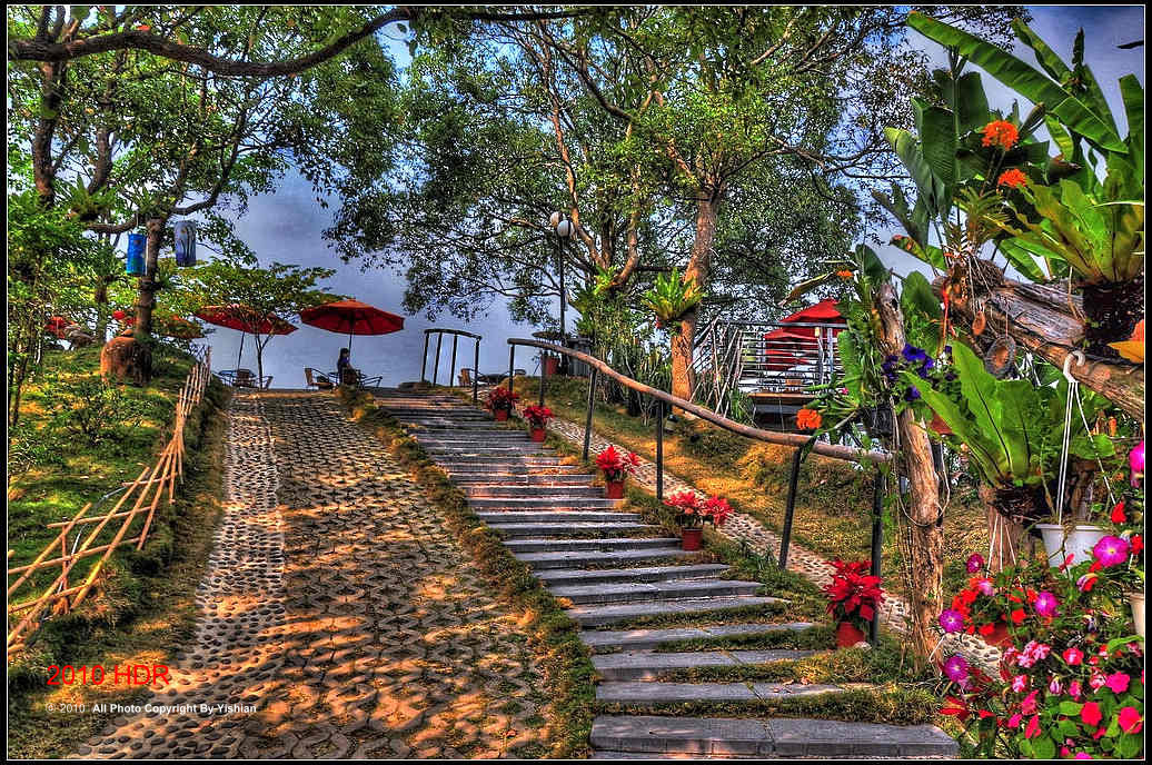 http://i.dcview.tw/gallery/201009/f3fae24a0ed18ff35cc166957120f672.jpg