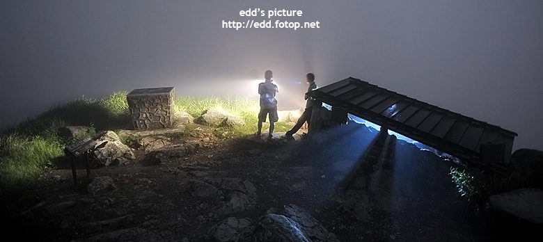 http://i.dcview.tw/gallery/201010/15787fc9d92b1d50d21dd07323f643b3.jpg