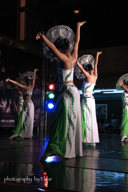 http://i.dcview.tw/gallery/201010/523ca78fed4c18c8f1d0dafe255db7c1.jpg