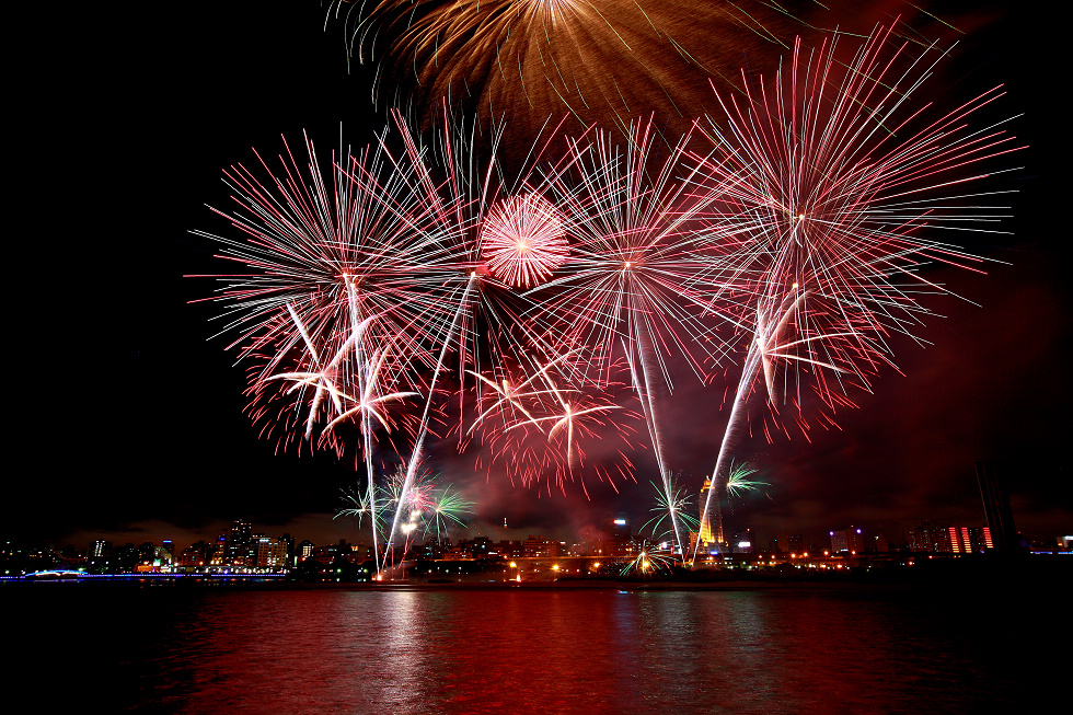 http://i.dcview.tw/gallery/201010/6c183f2dfa8b9db5b03281ea33eb28f5.jpg