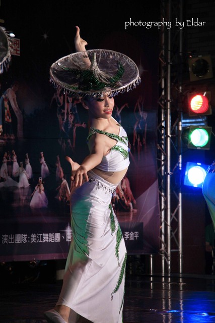 http://i.dcview.tw/gallery/201010/936c238a6dcd0549456f7385abb93ebf.jpg