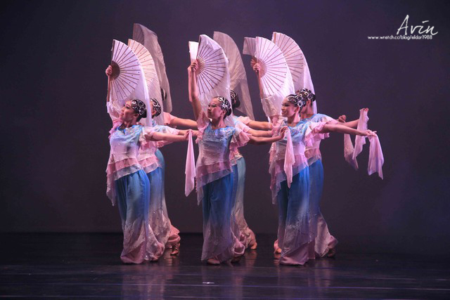 http://i.dcview.tw/gallery/201010/9bc06c76907c9f9011bd6584134b1879.jpg