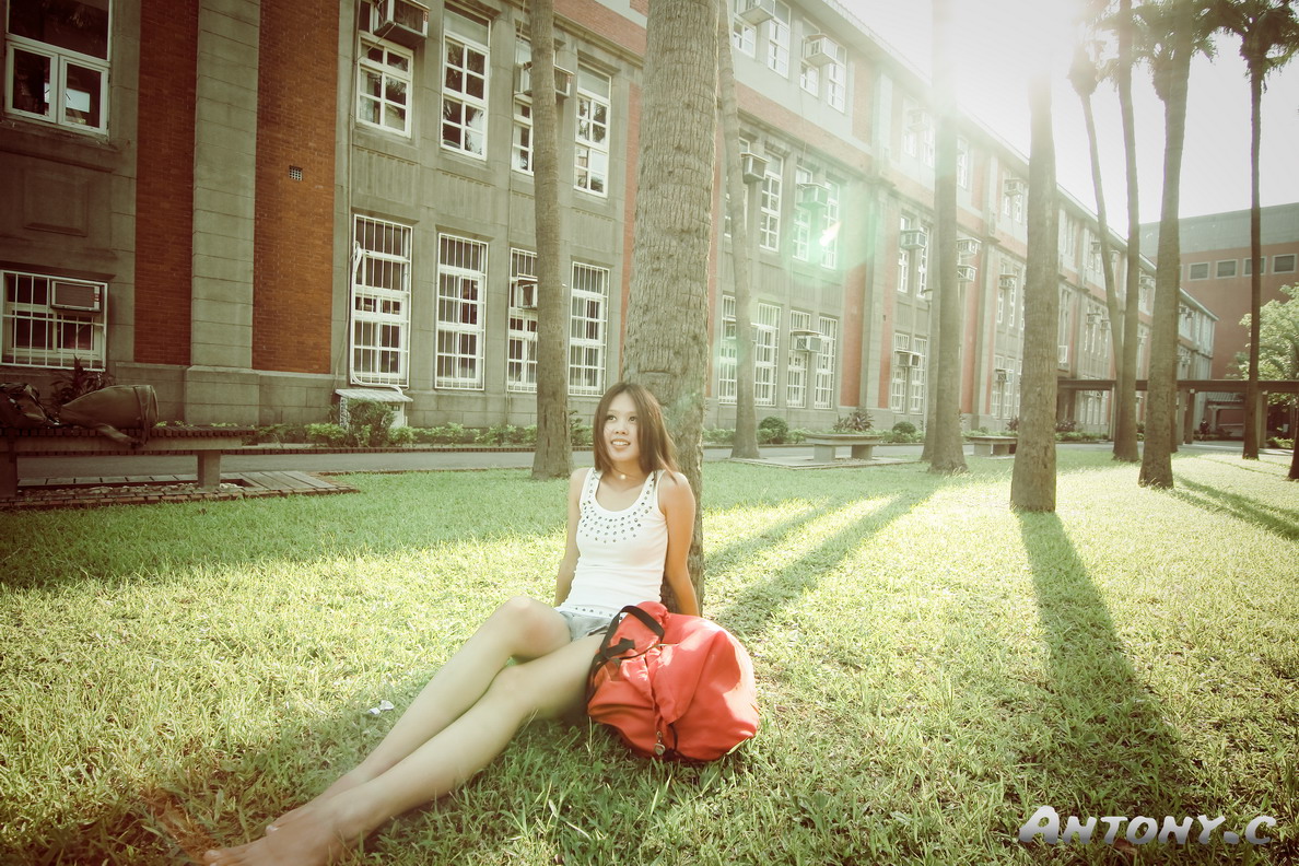 http://i.dcview.tw/gallery/201010/a2e927d3f0babb5ba8dab498aa867950.jpg