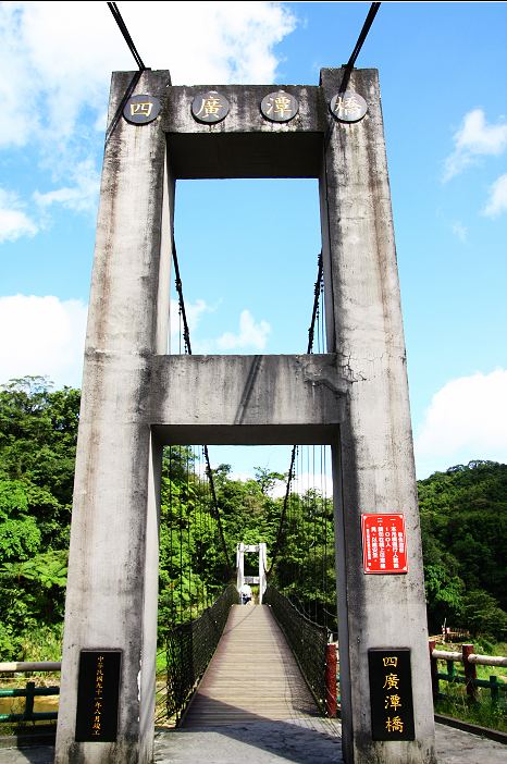 http://i.dcview.tw/gallery/201010/d740ec71fca4a99d8f8a17e09d591216.jpg