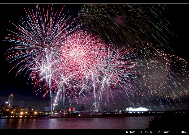 http://i.dcview.tw/gallery/201010/dba2edee8fa5013a3914eefd3abe52d7.jpg