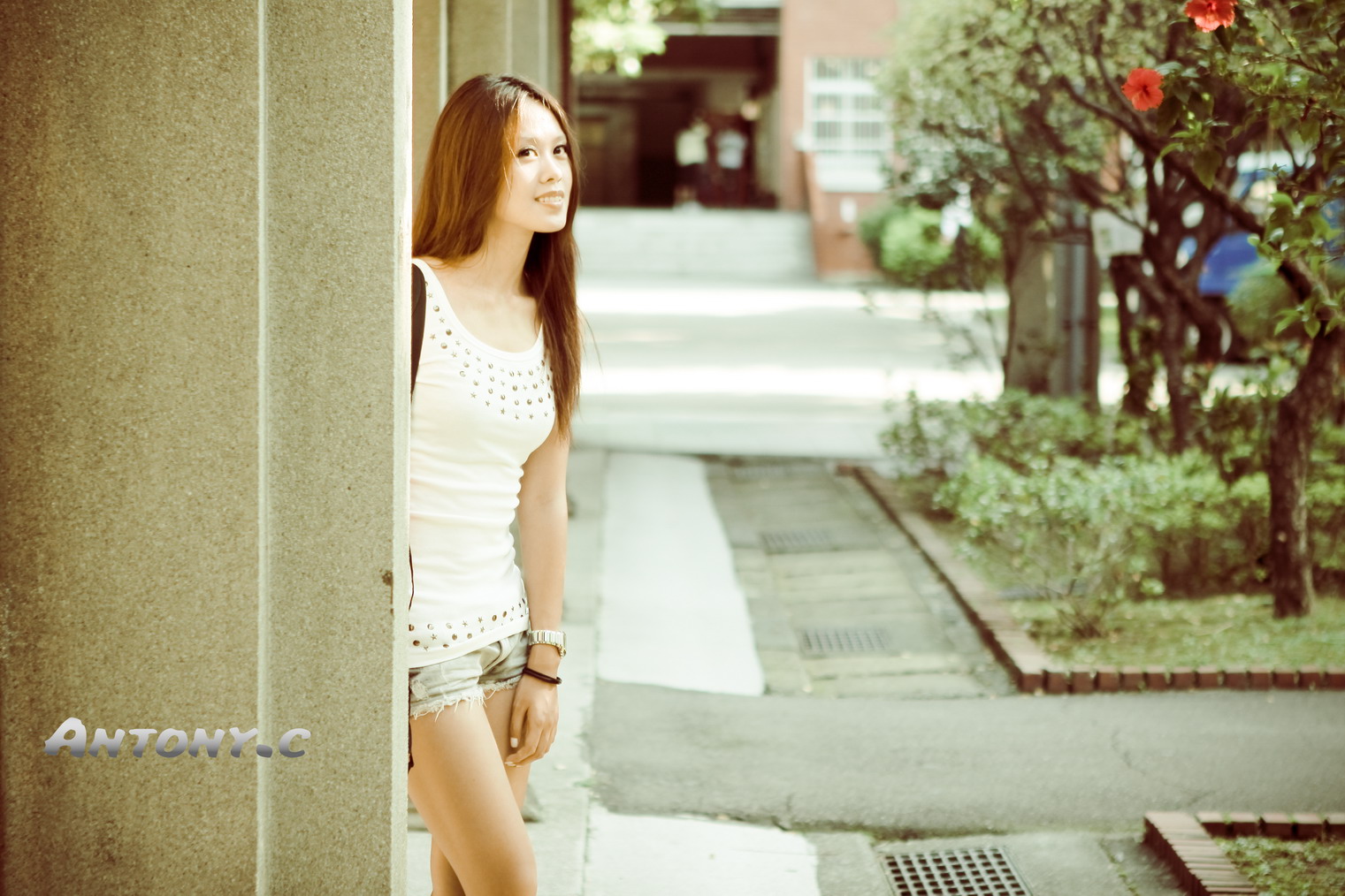 http://i.dcview.tw/gallery/201010/ddbd6f0a3fb185b5ea33bf4671373420.jpg