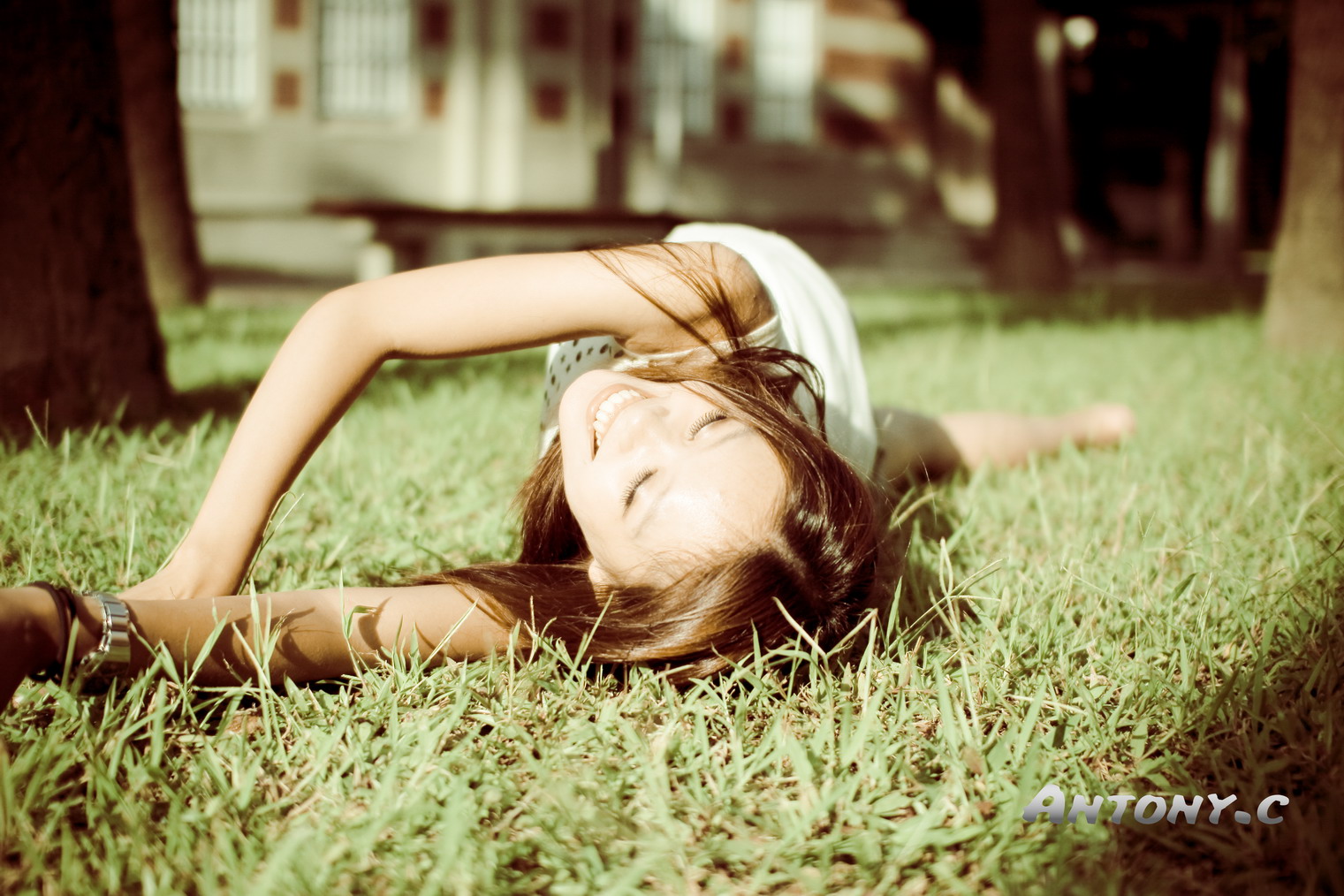 http://i.dcview.tw/gallery/201010/df4968407cb24a9cef8dd293ef5b2cca.jpg