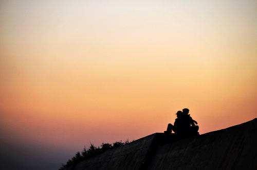 http://i.dcview.tw/gallery/201011/12039c16f407f7603bd26ac9ebc2cd2b.jpg