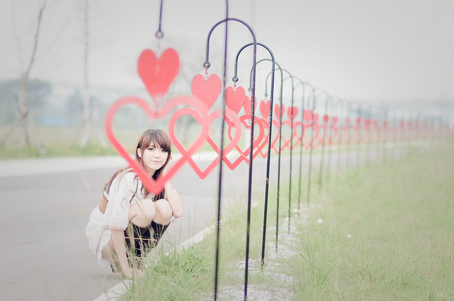 http://i.dcview.tw/gallery/201011/9c97694584f42085cc3132f2326160a4.jpg