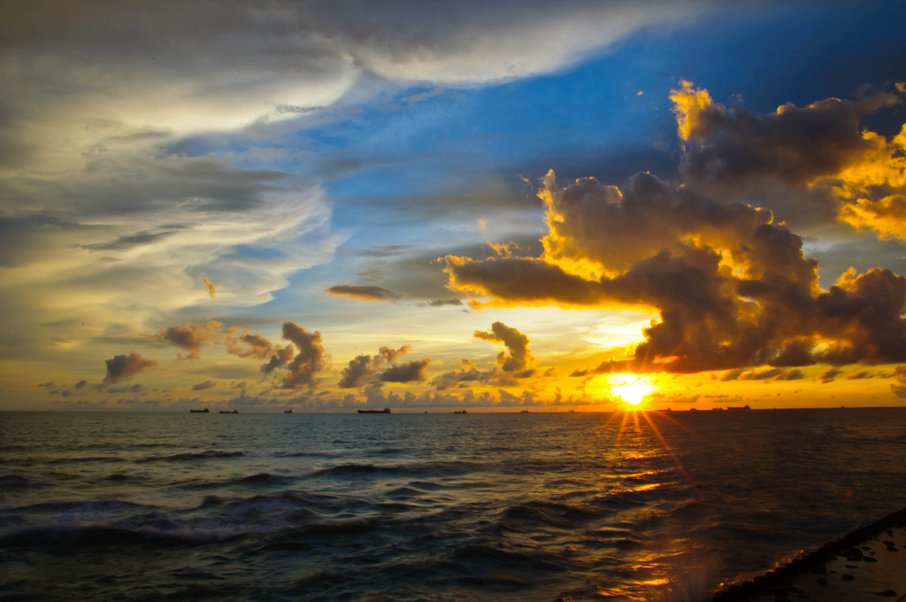 http://i.dcview.tw/gallery/201011/c43847453bf8a7f4531b15df4dda493d.jpg