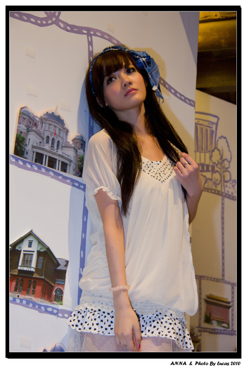 http://i.dcview.tw/gallery/201011/c947348cdd283693266a47bf08d6b44c.jpg