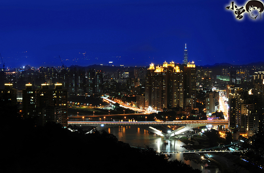 http://i.dcview.tw/gallery/201011/cb4b761ef5024cf06508ba6fd10ee695.jpg
