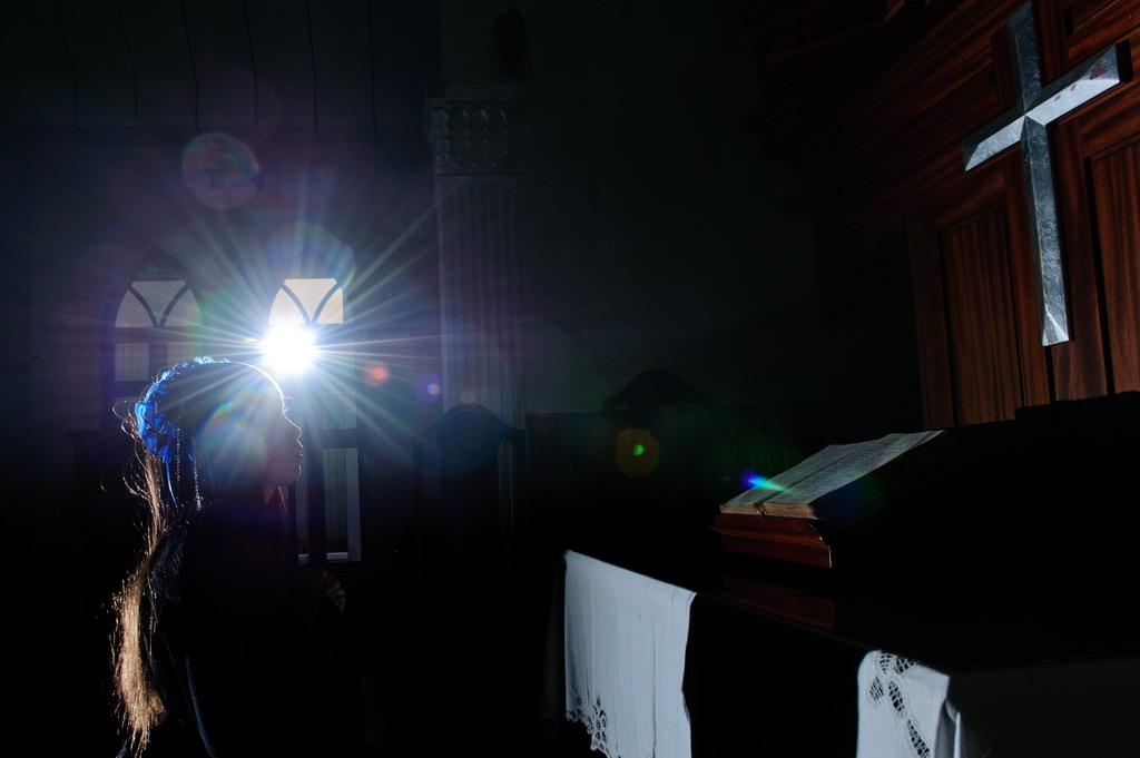 http://i.dcview.tw/gallery/201011/efed54f9ec55ebb6036a94c68f71c9f1.jpg